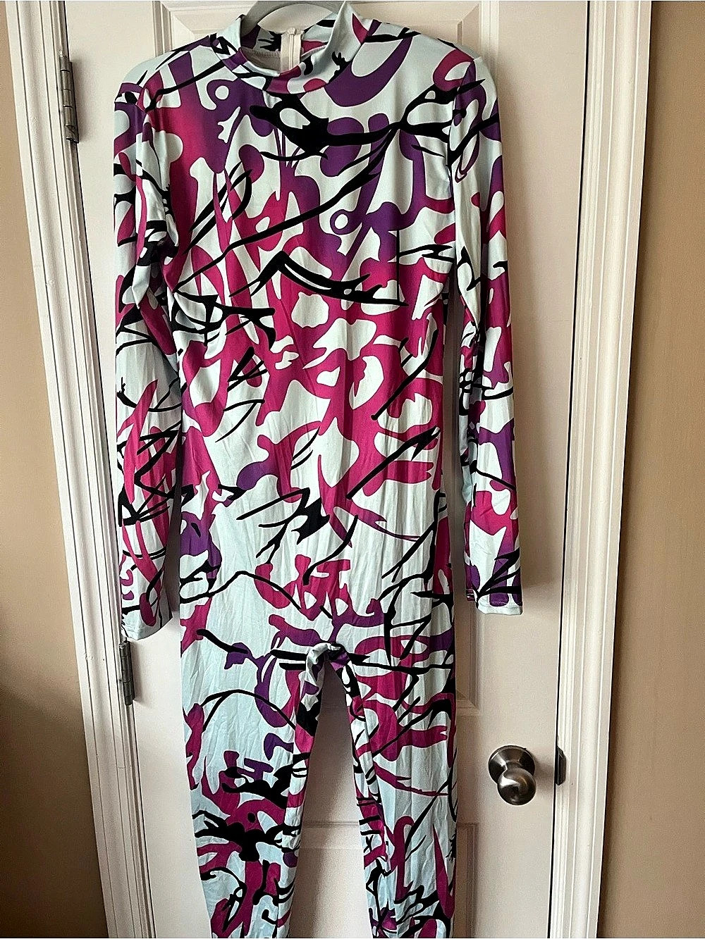 NWOT Women’s Multicolor Print Mock Neck Zip Up Jumpsuit Asian Size XL